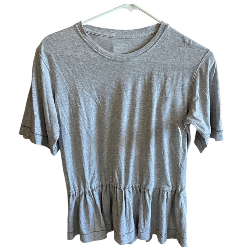 Lululemon Flouncy Tee.Short Sleeve,Ruffled Hem. Pima Cotton/Lycra Heathered Gray